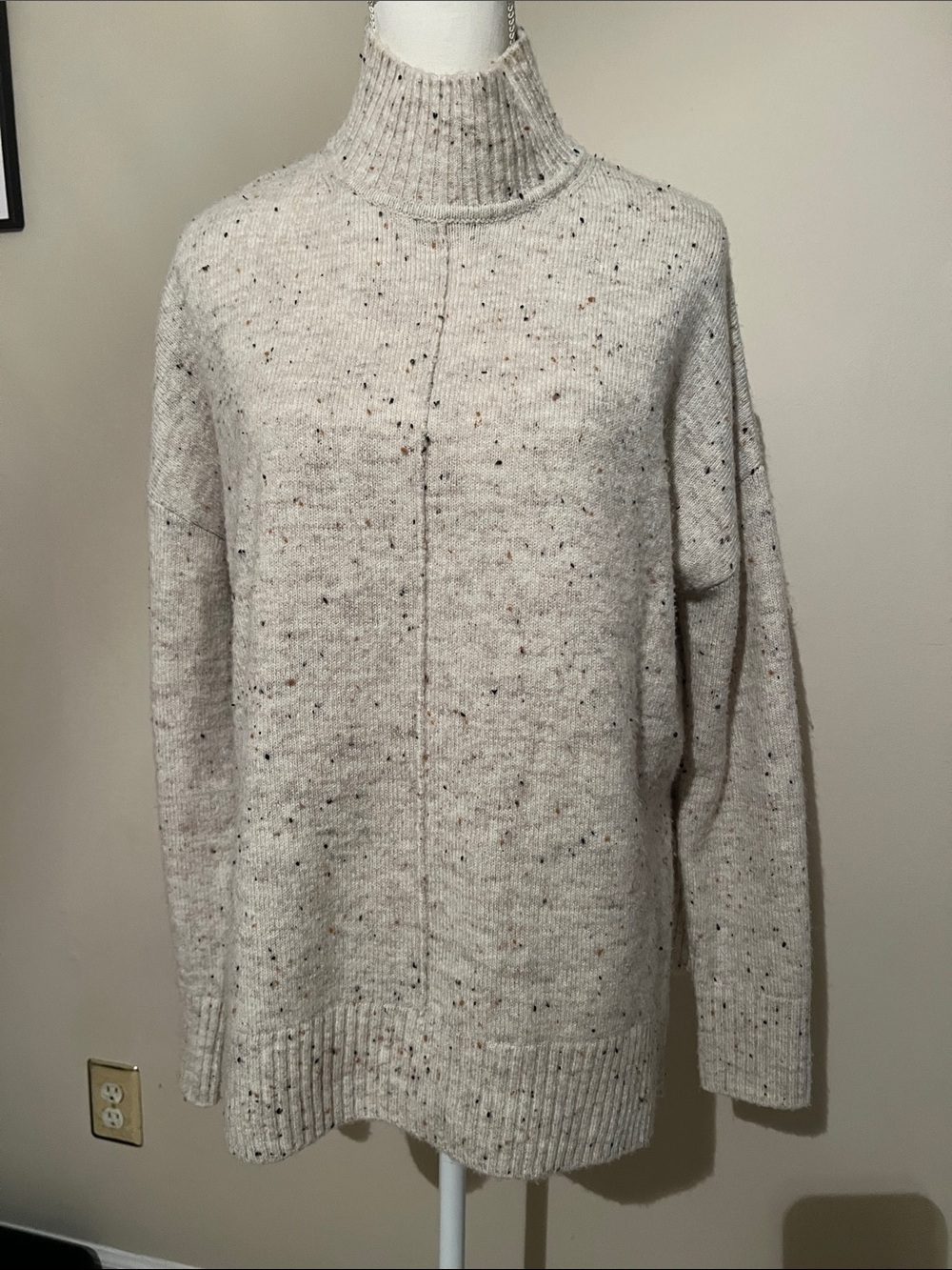 Jessica Simpson Cream Speckled Knit Turtleneck Sweater